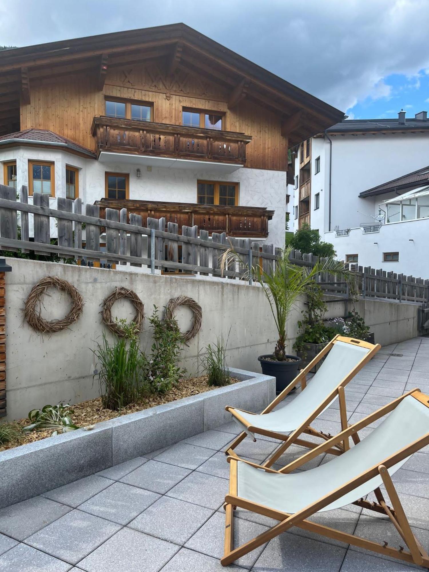 Alpenzeit Villa Ladis Eksteriør bilde