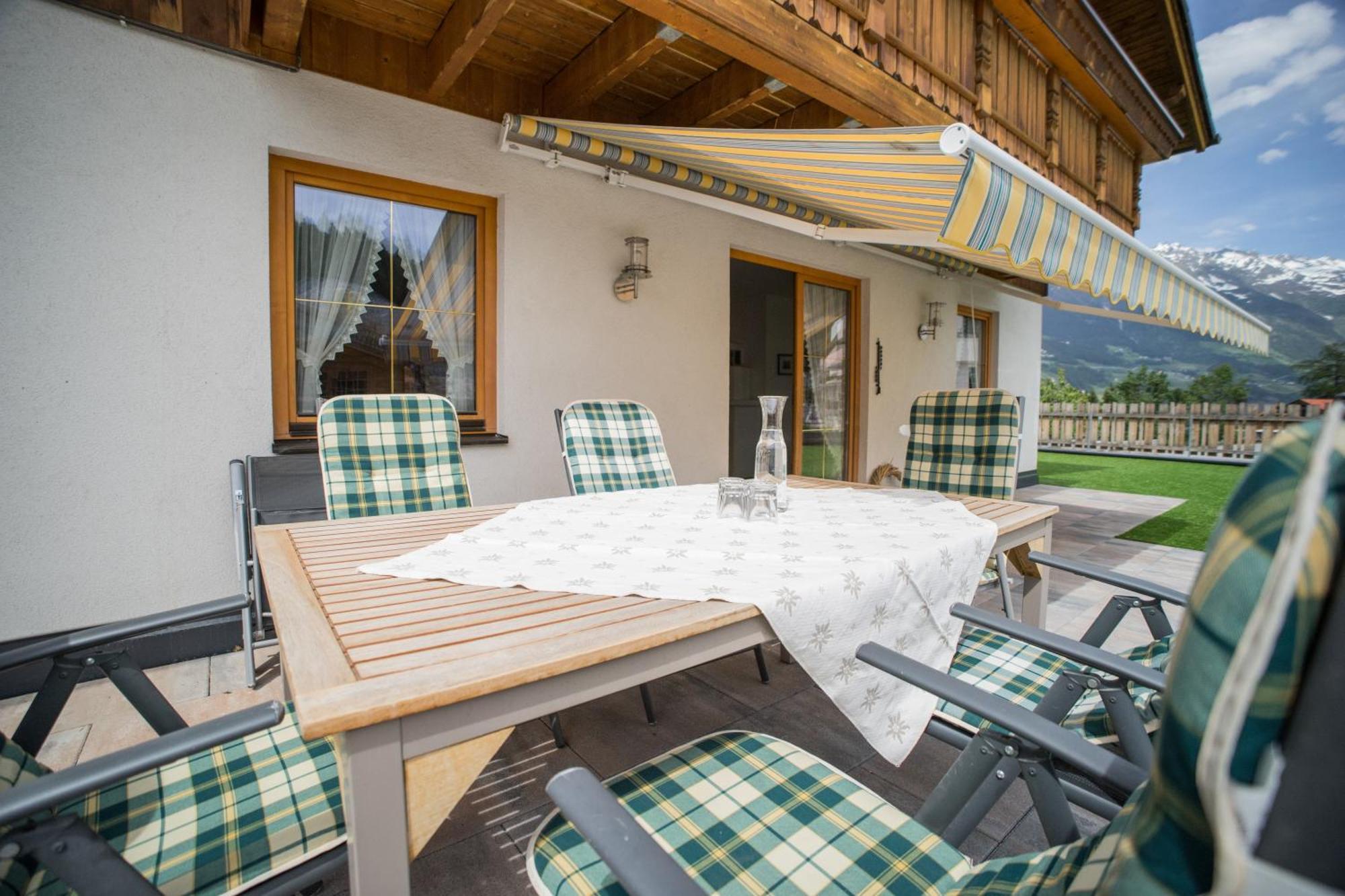 Alpenzeit Villa Ladis Eksteriør bilde